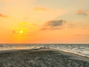 Grenen, dove si scontrano i 2 mari.